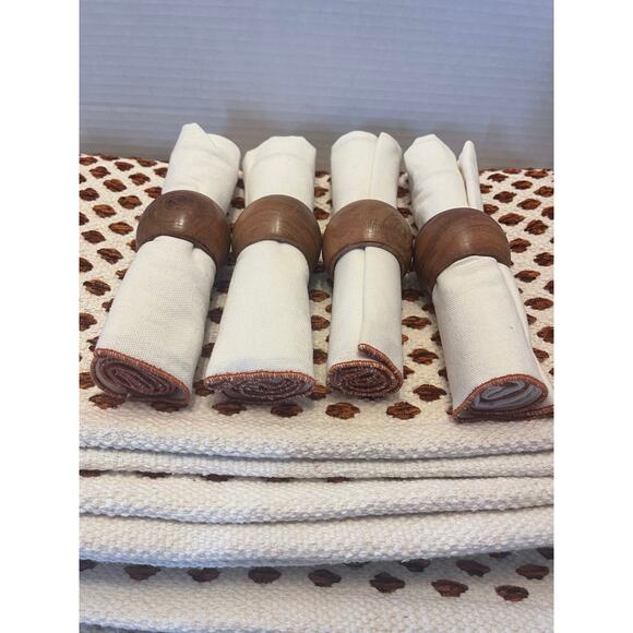 Better Homes and Gardens Table set - Picture 7 of 8